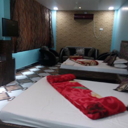 Hotel Rajkamal Deoghar Zimmer foto